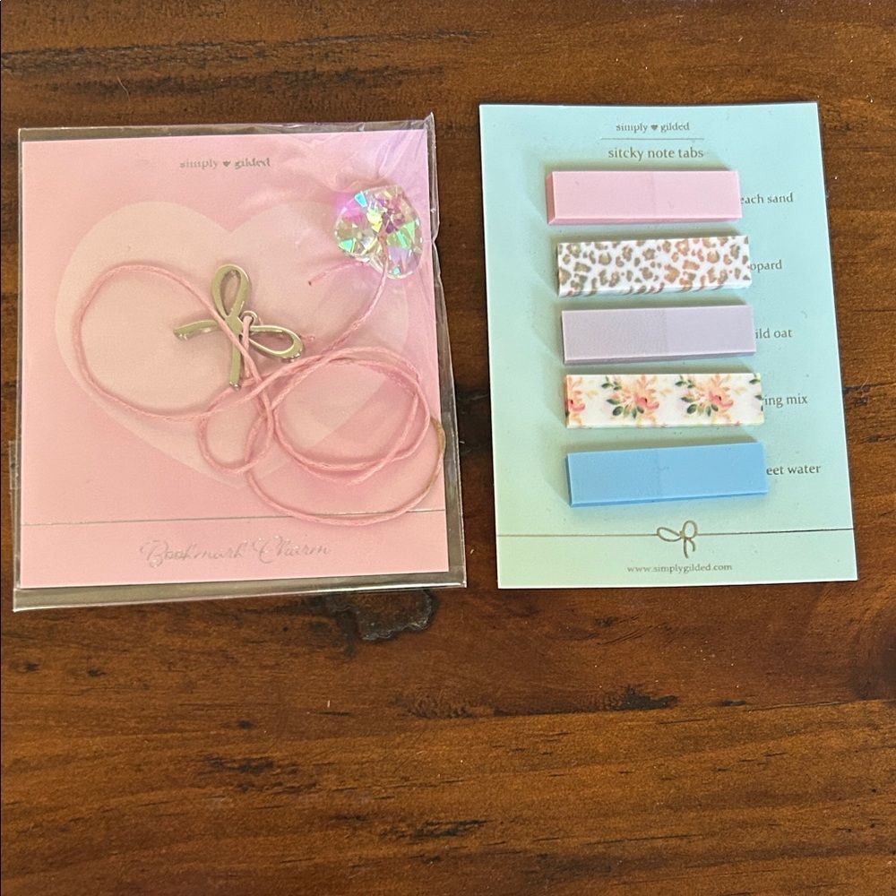 Simply Gilded Sticky Note Tabs and Bow Charm silver with heart crystal bookmark